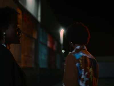 - [♪ party music continues]
- [people chattering] - She Taught Love