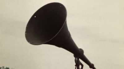 Pase: WE HAD BIG LOUDSPEAKERS - The Pacific War in Color