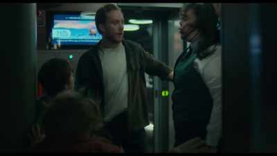 [passengers exclaim] - Nightsleeper