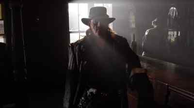 Passin' through or here to stay? - Dead Again in Tombstone