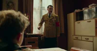 Passion and the readiness
to fall for the Fatherland - Jojo Rabbit