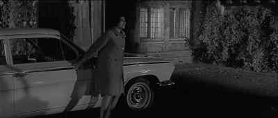 - Pat... Come on, help me.
- Martin... - Curse of the Fly