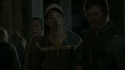 - Patricia, kill the lights. - The Walking Dead
