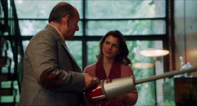 Patricia, this vacuum cleaner
is amazing. - El Angel