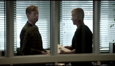 Patrick:
Gonzalez's desk? - The Mentalist