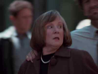 Patrick? What are you doing? - Lois & Clark: The New Adventures of Superman