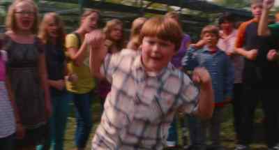 PATTY: Come on,
what's wrong with you guys?
Start punching ! - Diary of a Wimpy Kid