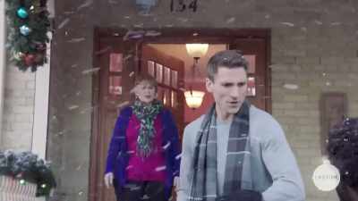 Paul, hey, we were
just coming to you, - A Christmas in Tennessee