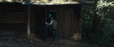 [Paul] I'm not bringing anyone here
until I know they're not sick. - It Comes at Night