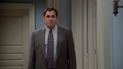 (PAUL THINKING)
Okay. Just smile
and say hi. - Spin City
