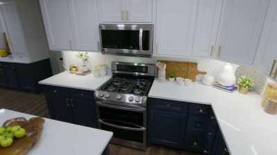 [Paul] This is the kitchen
we originally wanted.
All right. - Renovation Impossible