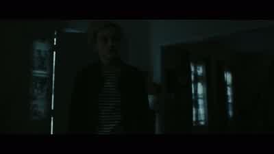 Paul, what are you doing back there? - Weapons