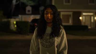 Paxton Hall-Yoshida
just kissed Devi Vishwakumar. - Never Have I Ever