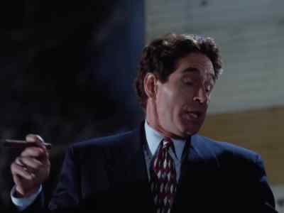 Pay him his bonus,
will you, Mrs. Cox? - Lois & Clark: The New Adventures of Superman