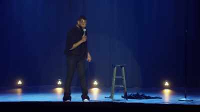 Pe la ora 22:32 EST, - Marlon Wayans: God Loves Me