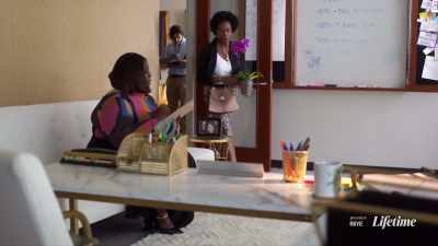 - Peace offering,
and I can't stay long. - Single Black Female