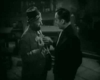 Pearls don't suit you at all - Algiers