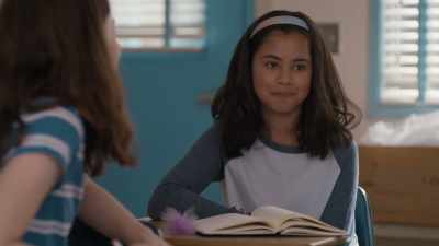 - Pears.
- [Belinda chuckles] - Diary of a Future President