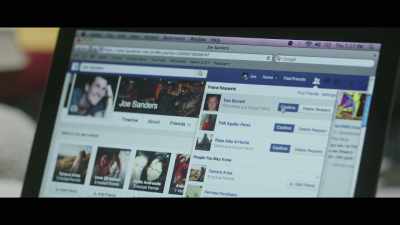 Pedidos de Amizade
Tom Barnett: Confirmar - People You May Know