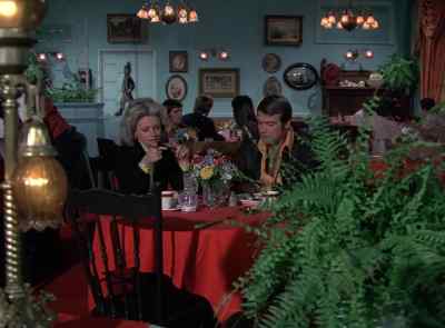 Peggy. Peggy? - The Six Million Dollar Man