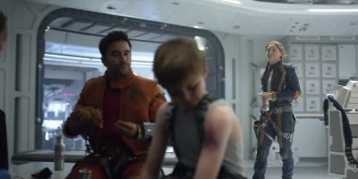 [Penny] I think it's kind of cool. - Lost in Space