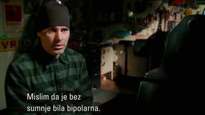 Penserei che sia bipolare, senza dubbio. - Mommy Dead and Dearest
