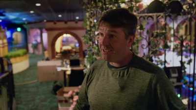 People are getting ready to line
up outside because it's the end - ¡Casa Bonita Mi Amor!