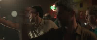 - People are laughing at us. - Bulls