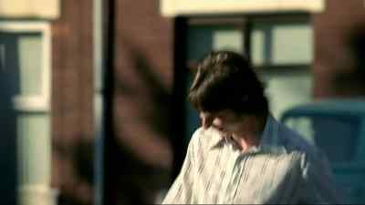 ♪ People are looking
but they don't know what to do - Life on Mars