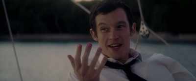 -[people chattering]
-[phones ringing] - The Last Letter from Your Lover