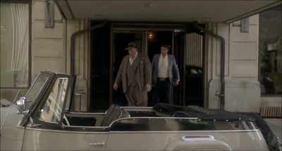 (people chattering) - Sun Records