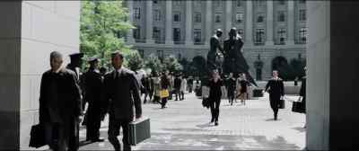 (PEOPLE CHATTERING) - Minority Report