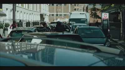 (PEOPLE CLAMOURING) - Gangs of London