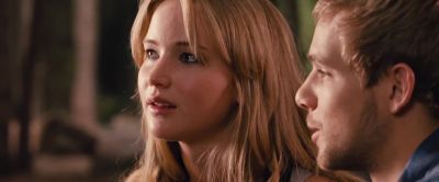 People don't notice all the secrets around them - House at the End of the Street