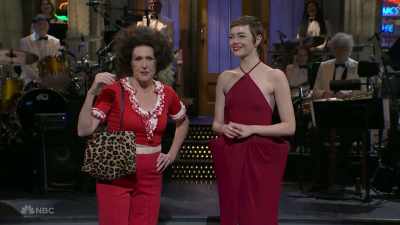 ‫People expect to see you fall.
‫It's a tradition.
‫No problem. - SNL50: The Anniversary Special