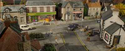 (PEOPLE GASP) - A Shaun the Sheep Movie: Farmageddon