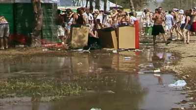 People, in the future, - Woodstock 99: Peace Love and Rage