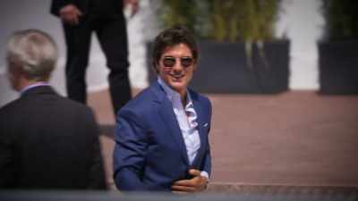 People look at Cruise
and see him as - Tom Cruise: The Last Movie Star