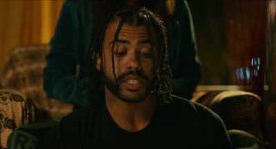 People perceive a vase or faces,
but not both at the same time." - Blindspotting