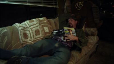 (people screaming on TV) - Shameless