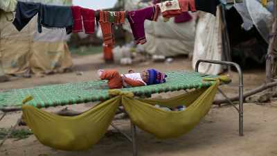 People sleeping in
the middle of nowhere, - Photographer