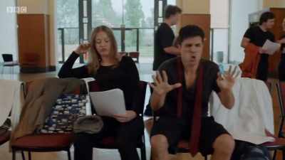 PEOPLE SPEAK, HUM AND
MAKE ODD NOISES - Ronny Chieng: International Student