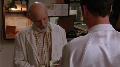 People who try to cheat me,
they regret it.
You understand me? - Burn Notice