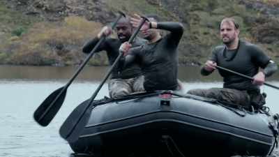 Perfect demonstration
from Team Bravo. - Celebrity SAS: Who Dares Wins