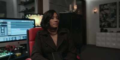 Perfect example is 50 Cent
appeared on the Game's first track. - The Afterparty