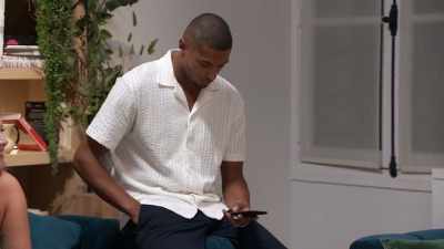 -Perfect. Perfect!
-She didn't want to leave, so, - Love Trip: Paris