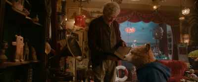 Perhaps ignore the chapter
on "Zeppelin Travel". - Paddington in Peru