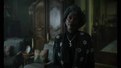 Perhaps warning her
would be enough - Anne Rice's Mayfair Witches