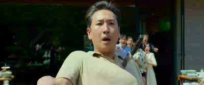 And yet it doesn't That day as I went out the gate I suddenly knew Where I needed to go A house where such a grisly crime took place would surely not be easy to sell I'm sorry Mr Park I struggled to hold out like that in an empty house Still thanks to the - Parasite