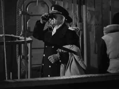 Periscope two points abaft the port beam. - Action in the North Atlantic